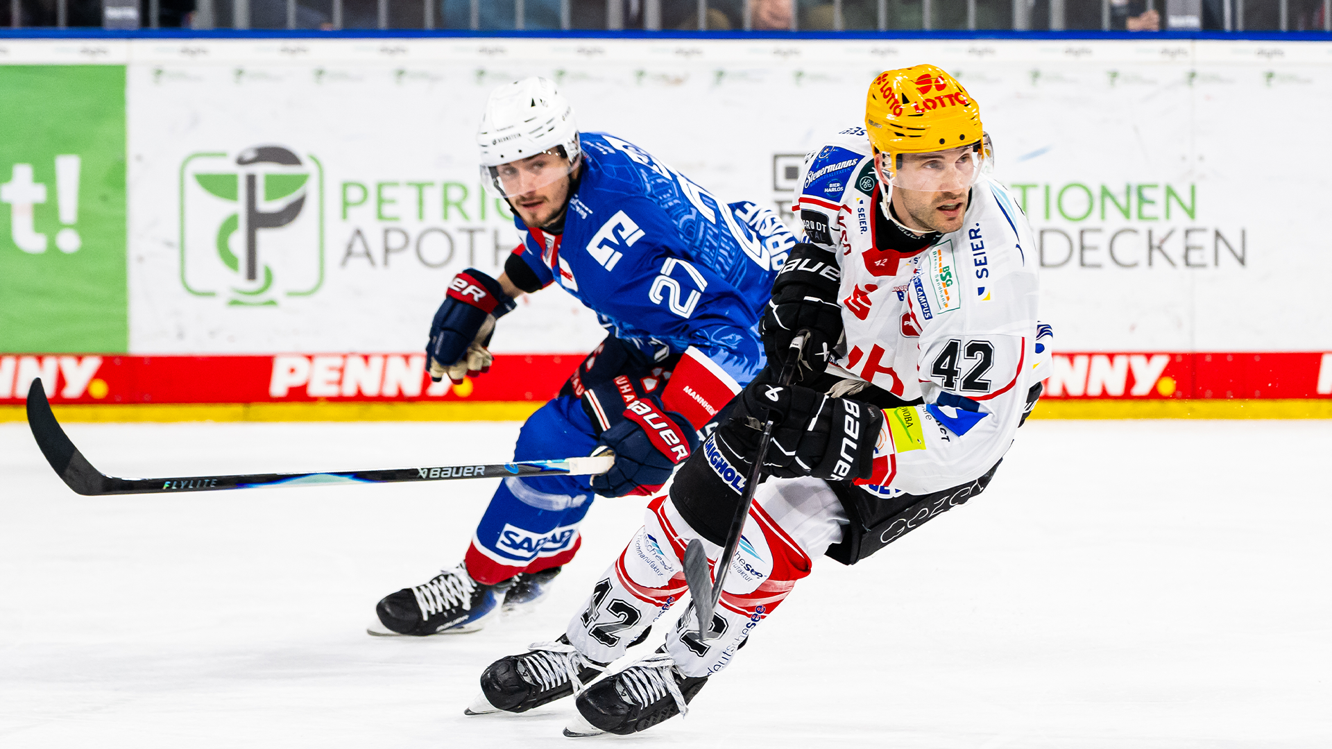 Adler Mannheim gg. Pinguins Bremerhaven